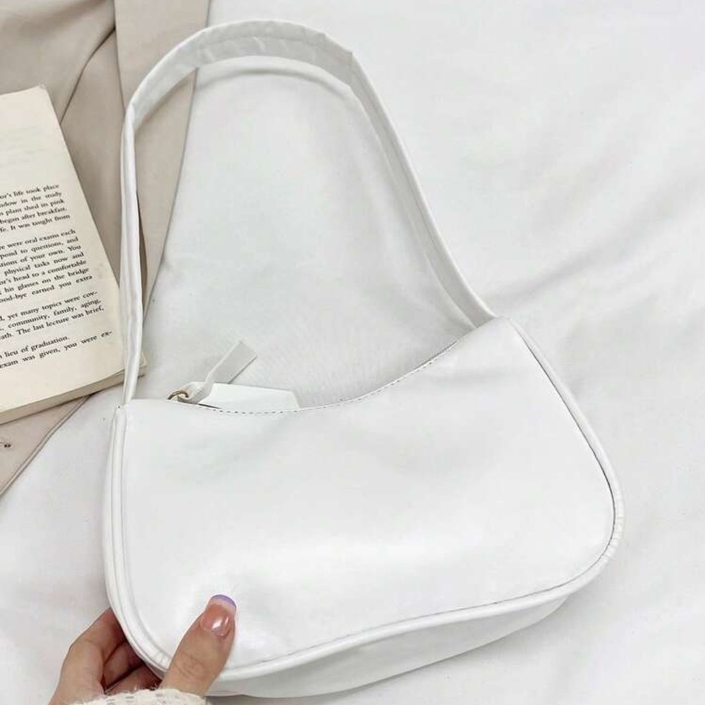 Amazon White Shoulder Bag Sleek Modern Design
